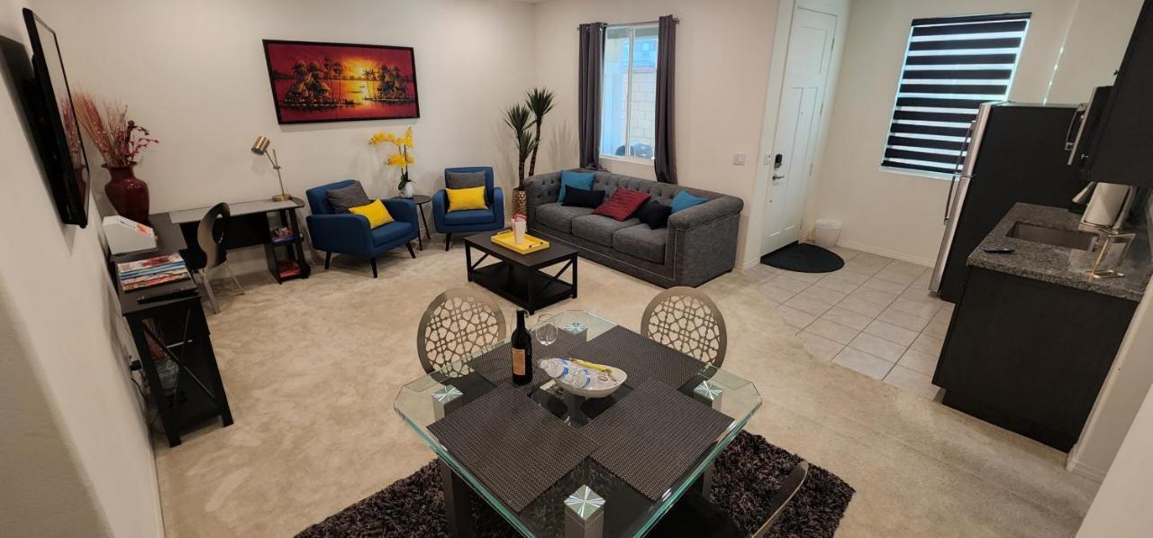 Private Lux Apartment In A New Community Фонтана Екстериор снимка